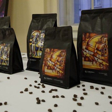 Coffee bags with motifs by Joe Muczka jr.